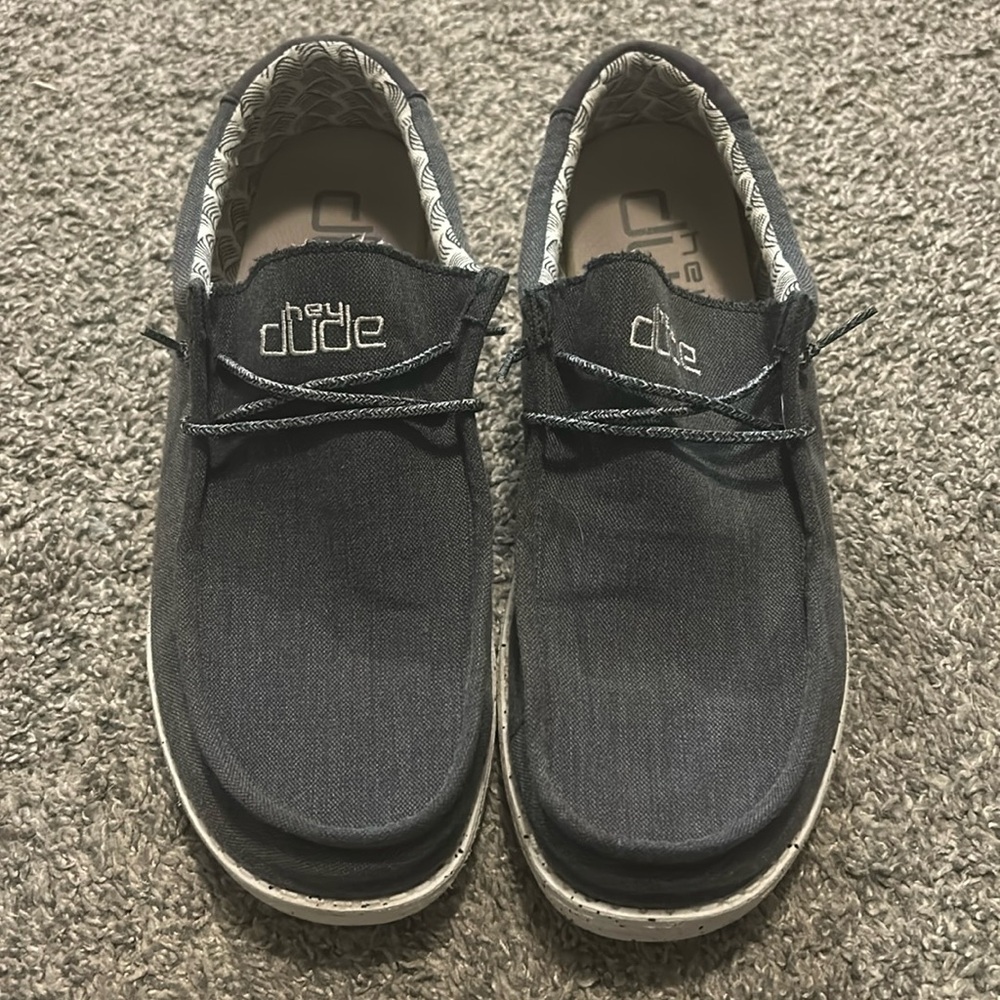 Mens Size 13 Hey Dudes, Greyish